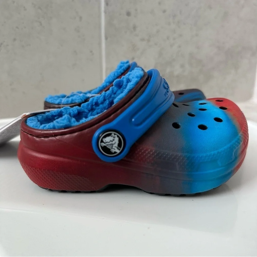 Crocs Classic Lined Out of This World Clog Size 6 Baby